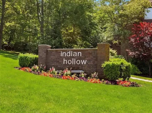 230 Indian Hollow Ct, Mahwah, NJ 07430