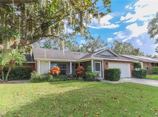1233 Overlook Rd, Eustis, FL 32726