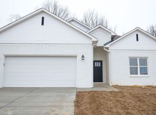 42 Oak Ave, Brighton, TN 38011