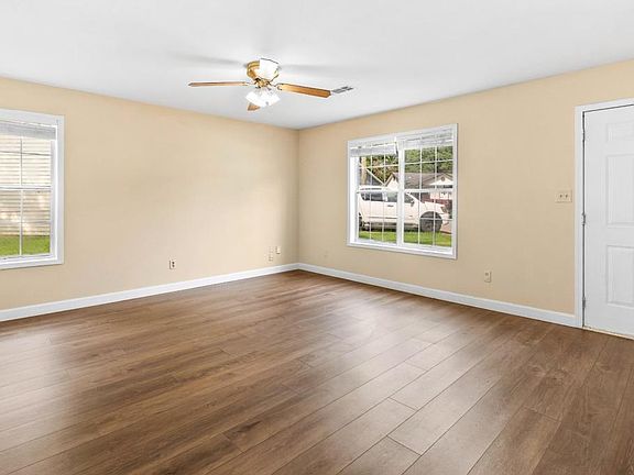 5th image of 4632 Wyck Ct