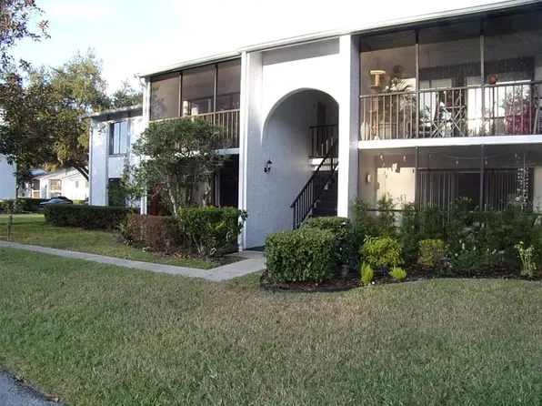 1345 Pine Ridge Cir E APT C2, Tarpon Springs, FL 34688