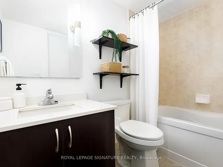 320 Richmond St E #603 — Photo 37