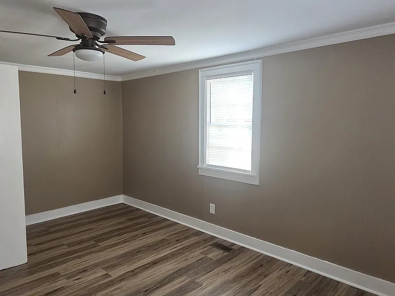 7043 S Goddard Rd — Photo 16