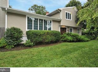 2 Jill Ln, Lawrence Township, NJ 08648