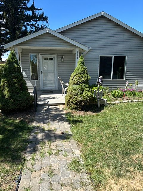 1st image of 1221 Wilson Creek Rd