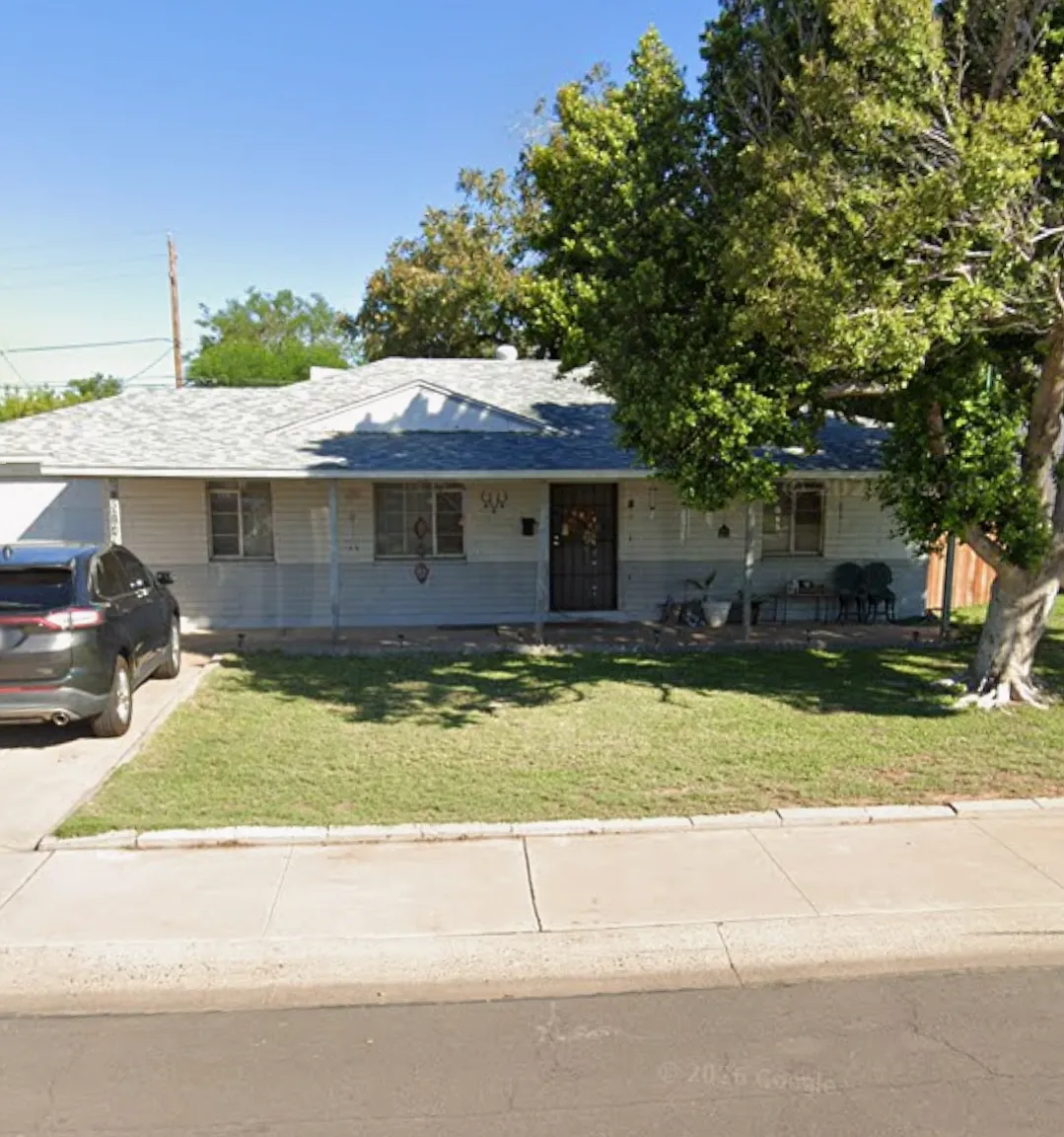 3 bed, 1007 sqft, $2,100 — Photo 1