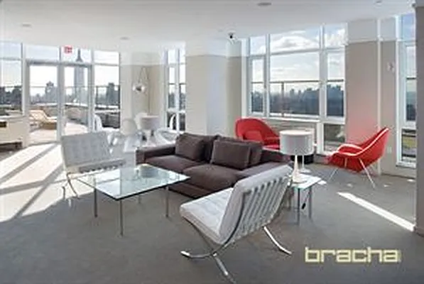 Sold by Keller Williams NYC | media 4