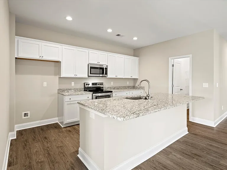 1466 Summergate Dr — Photo 16
