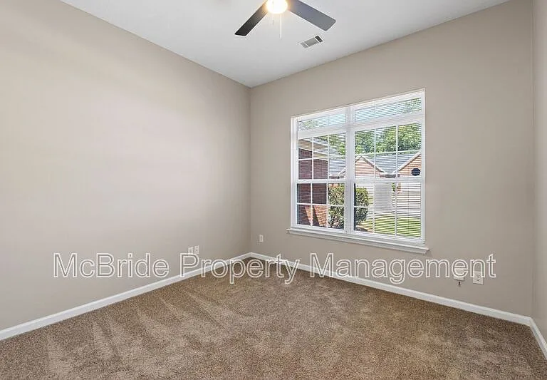2908 Carey Ct — Photo 12