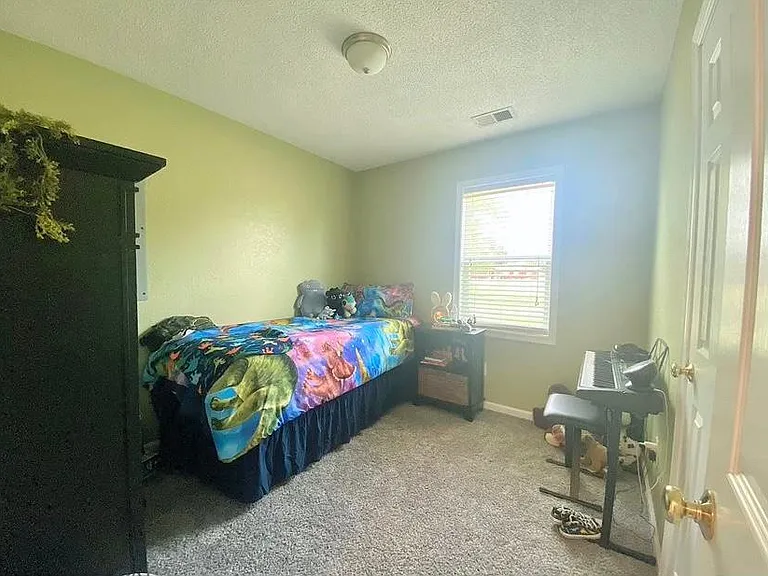 3217 Caratoke Hwy — Photo 23