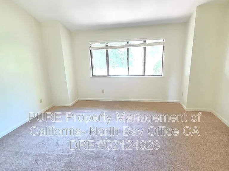 502 Marylyn Cir — Photo 9