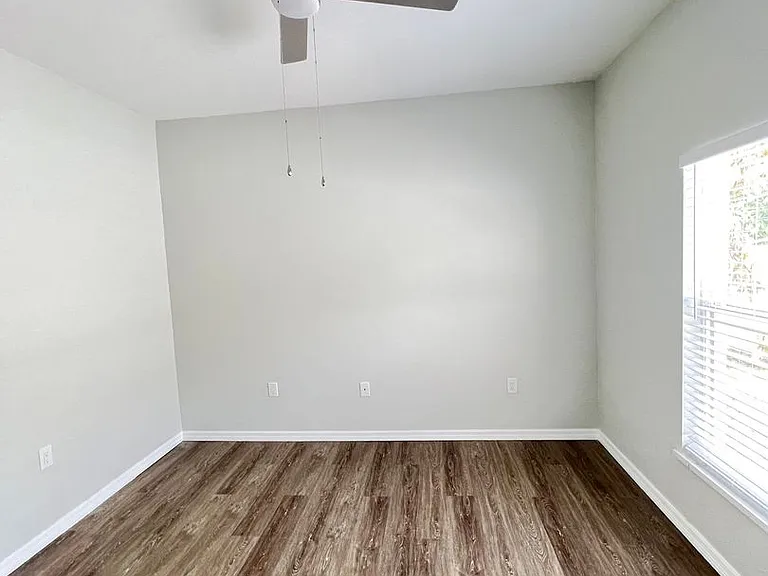 Redwood — Photo 24