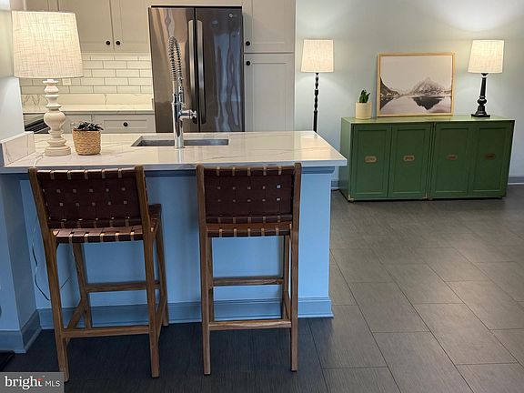 3rd image of 11703 Summerchase Cir