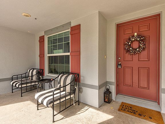 4th image of 1643 Burgandy Street SE
