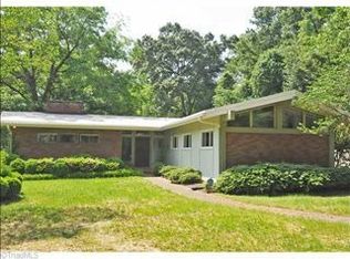 102 N Avalon Rd, Winston Salem, NC 27104