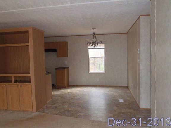 4th image of 5103 Lee Road 391