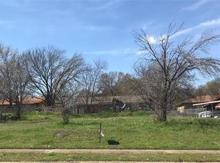 209 Lochness Ln, Benbrook, TX 76126