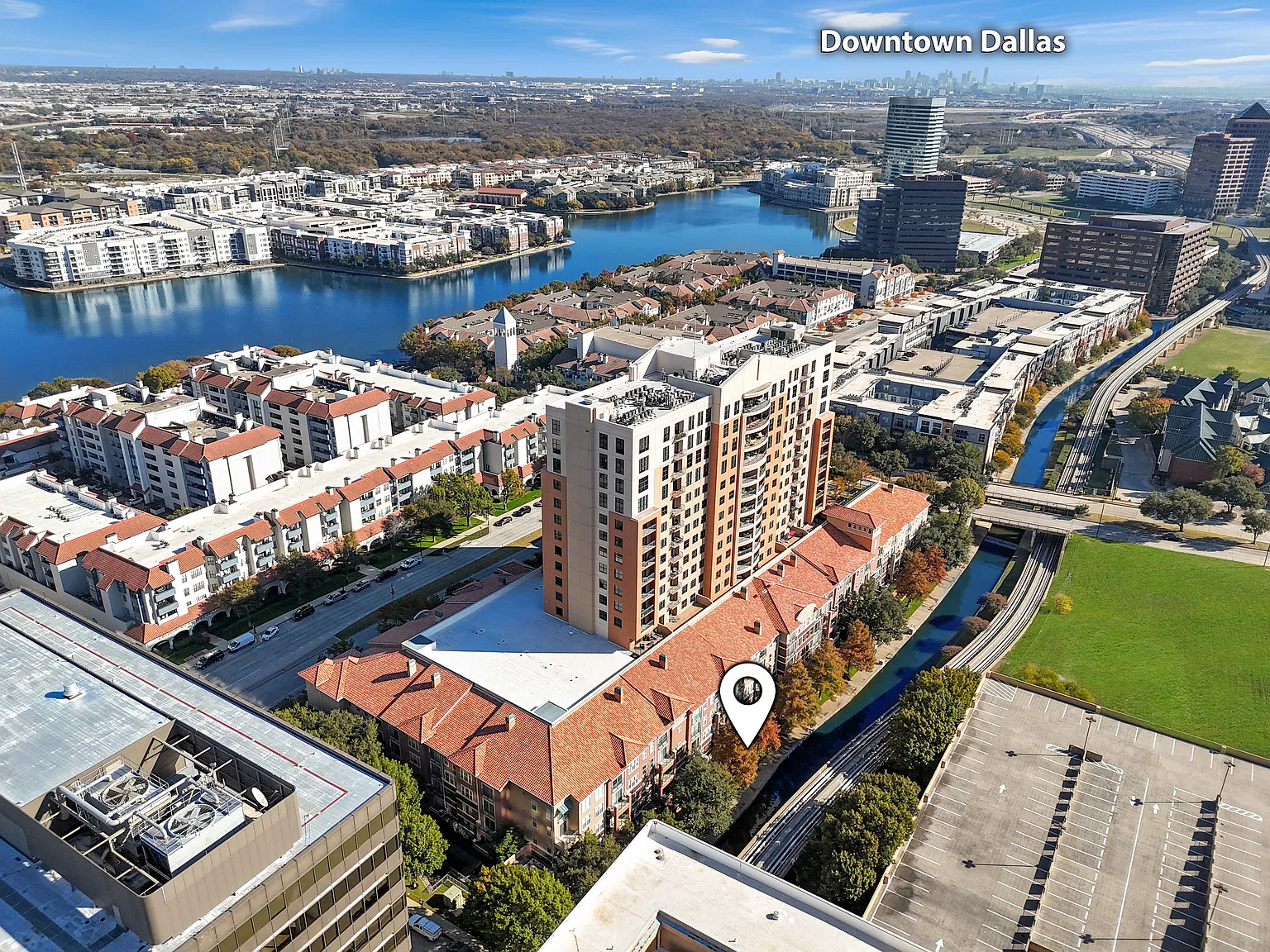 1 bed, 813 sqft, $2,000 — Photo 2