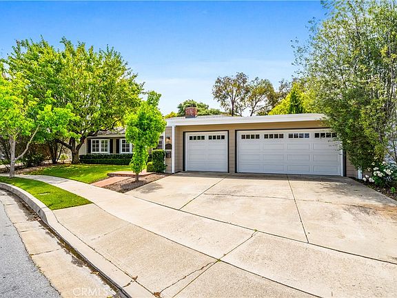 3rd image of 6286 Sierra Siena Rd