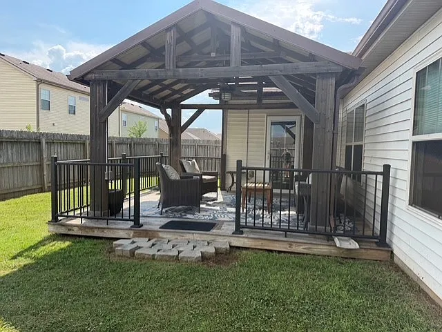 3423 Tourmaline Dr — Photo 2