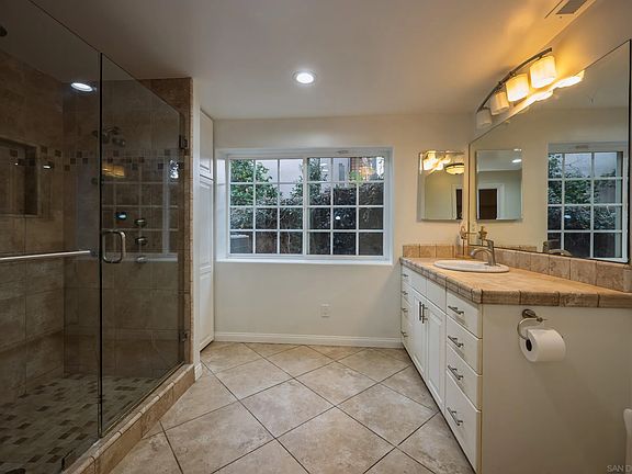 Primary Bath/Spa