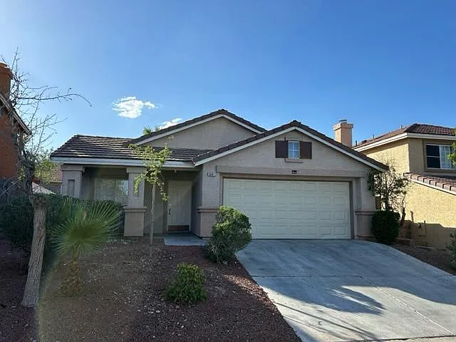 1501 Waterton Dr — Photo 1