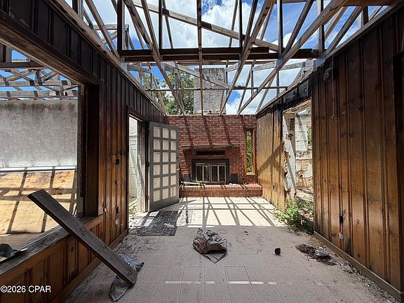 5th image of 1109 Cypress Ave