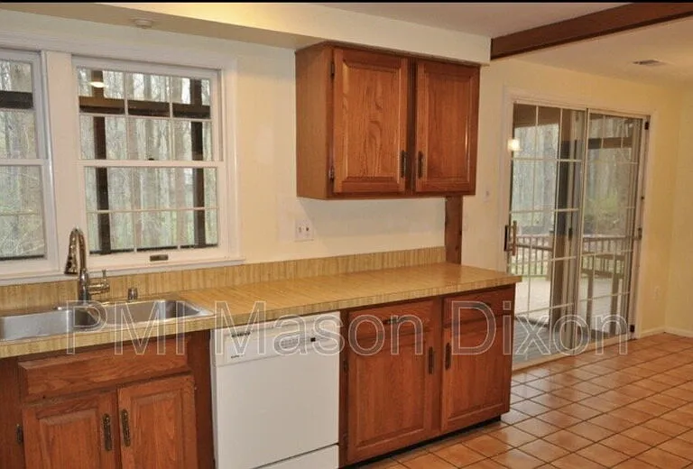 4035 Huckleberry Row — Photo 6