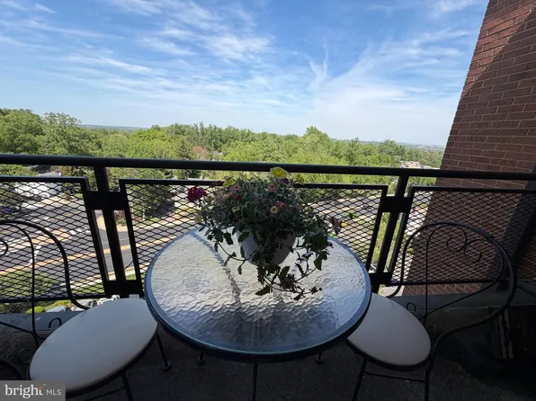 4390 Lorcom Ln APT 805, Arlington, VA 22207