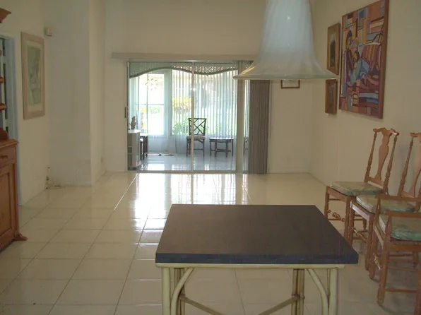 6049 Sunny Manor Ct, Delray Beach, FL 33484