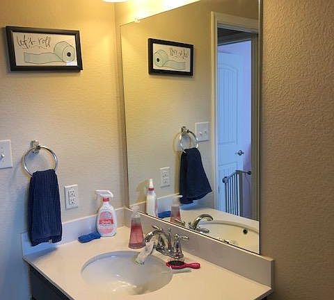 4th image of 1216 Lake Worth Trl