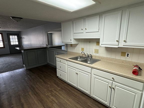 5th image of 1055-1057 Delphi Ave