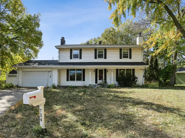734 Burke Ave E, Maplewood, MN 55117