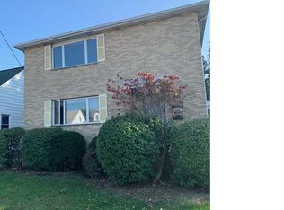 21252 Goller Ave, Cleveland, OH