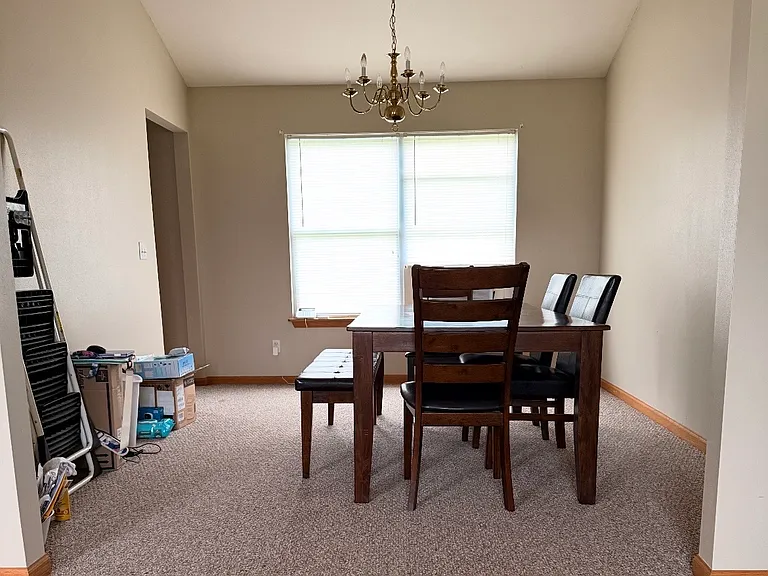 7079 Sue Ct — Photo 18