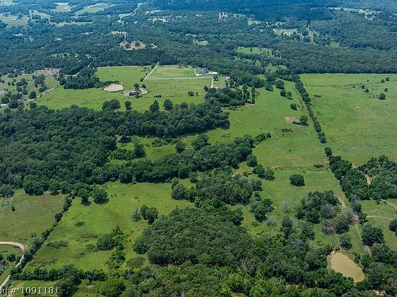 4th image of Pine Hollow Dr
