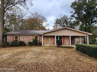 50 Eubanks St, Lucedale, MS 39452
