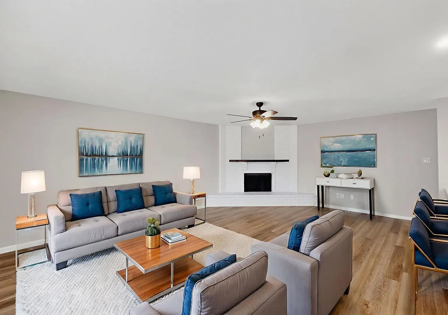 Renovated Home In The Colony Waiting For YOU — Photo 4