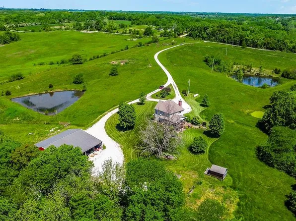 39631 V Hwy, Polo, MO 64671