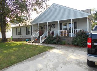 114 Wedgewood Dr, Roanoke Rapids, NC 27870