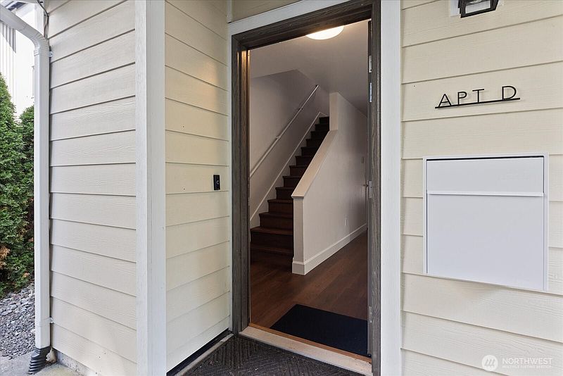 3rd image of 116 17th Avenue #D