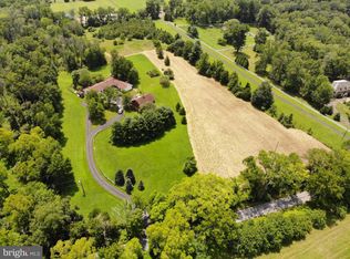 382 Covered Bridge Rd, New Hope, PA 18938