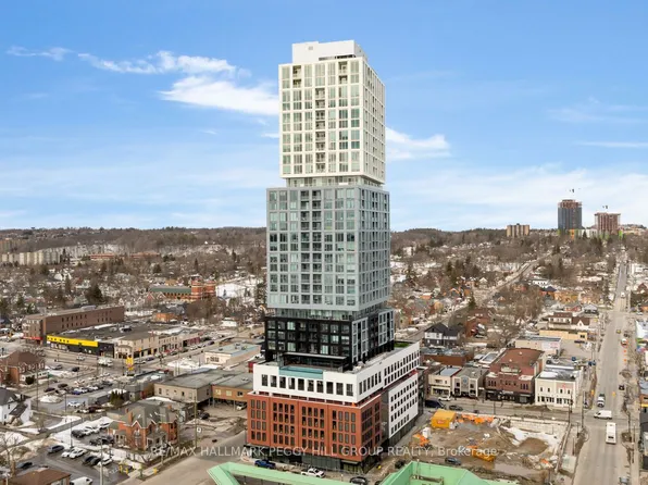 39 Mary St, Barrie, ON