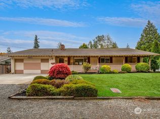 7901 W Glen Dr, Everett, WA 98203