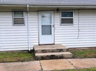 702 W 12th St APT 2, Junction City, KS 66441