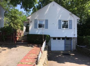 57 Overlook Rd, Marblehead, MA 01945