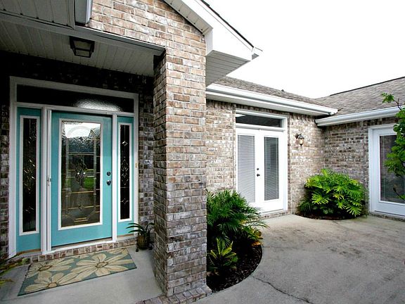 2nd image of 1520 Deer Moss Ct