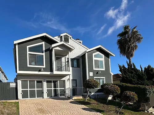 4447 49th Street Photo 1