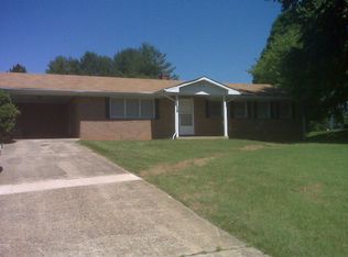 481 Dogwood Dr, Martinsville, VA 24112