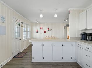 1309 Carolina Beach Ave N, Carolina Beach, NC 28428